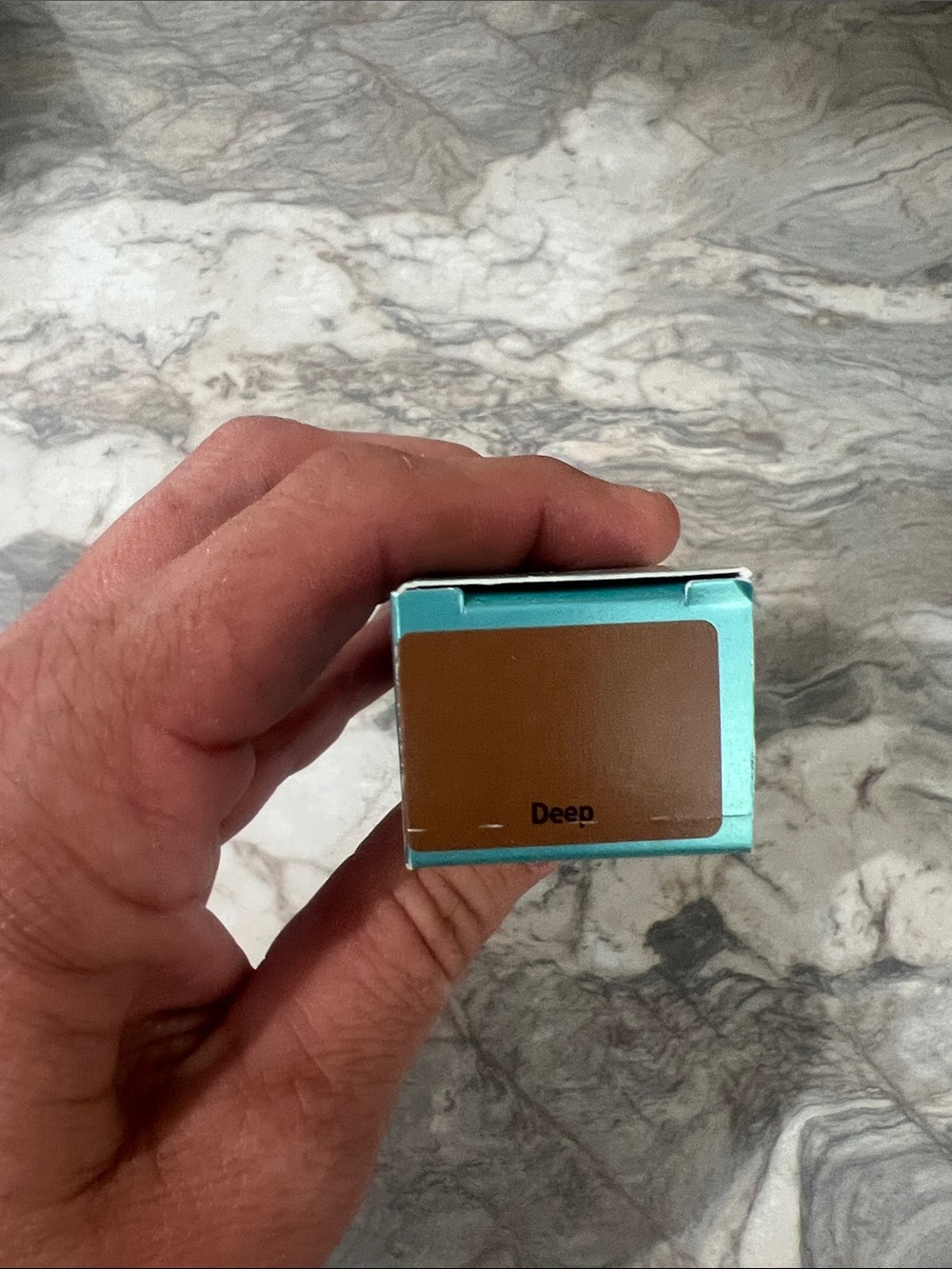it cosmetics CC+ Oil-Free Matte Cream SPF 40 - Teal - Picture 2 of 6
